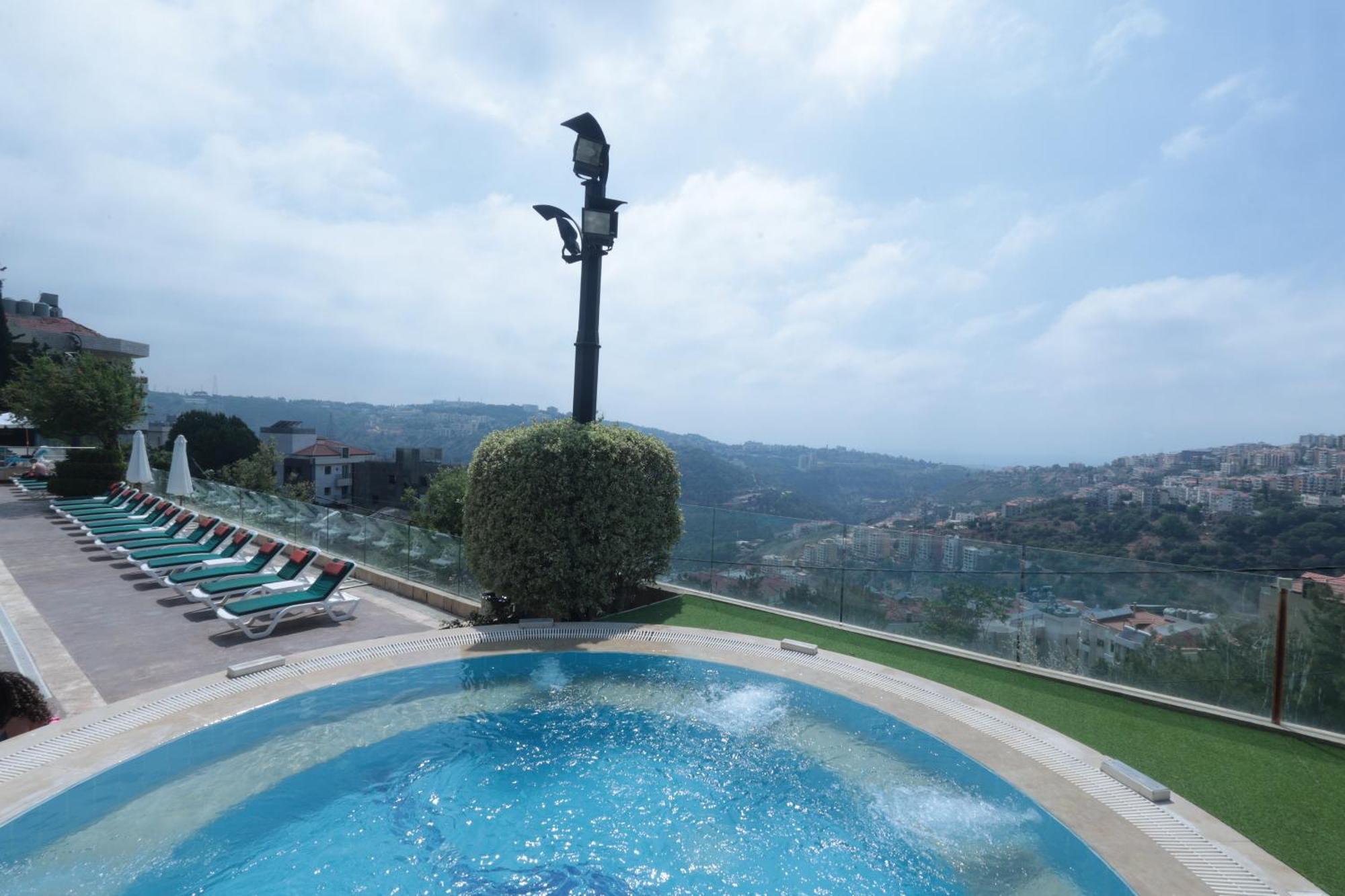 Monteverde Hotel Beit Mery Exterior foto